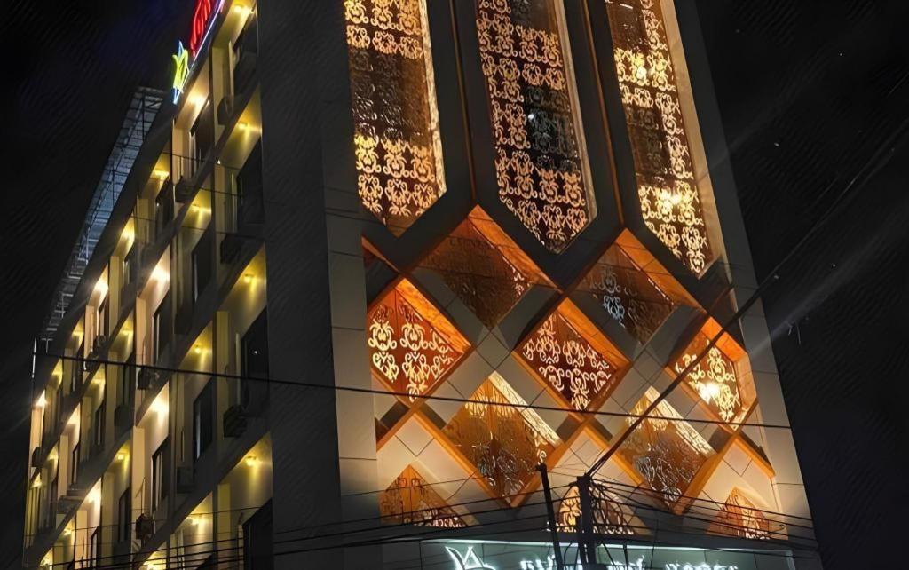 טראקאן Hotel Dynasty מראה חיצוני תמונה
